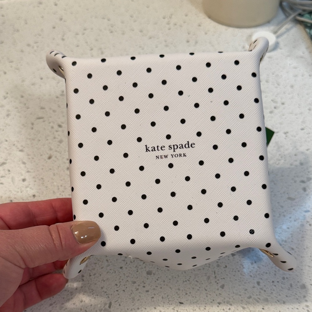 Kate Spade leatherette tray - Picture 2 of 2
